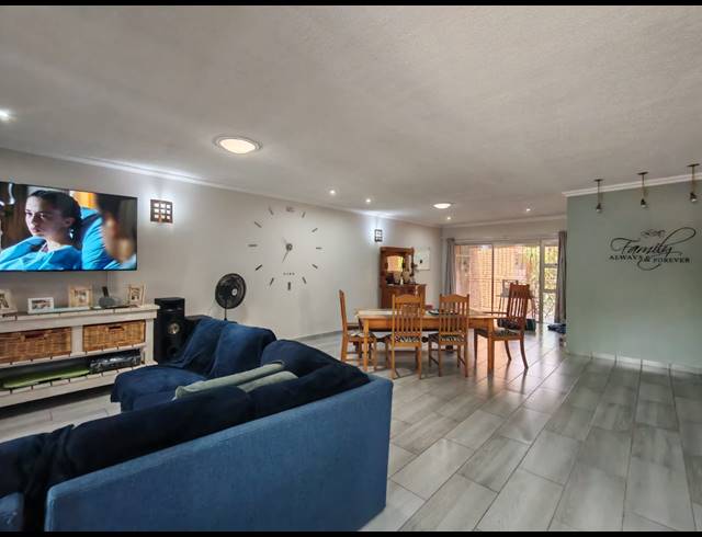 3 BEDROOM TOWNHOUSE FOR SALE IN THREE RIVERS